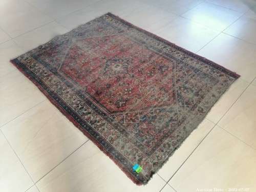 Large persian rug 140x190