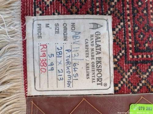 Beautiful large persian Bukhari carpet 281x213cm (Excellent condition)