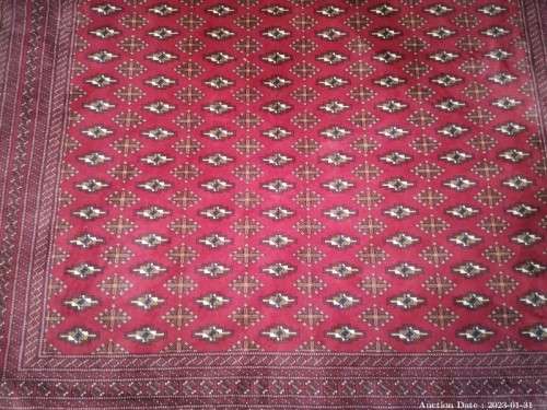 Beautiful large persian Bukhari carpet 281x213cm (Excellent condition)