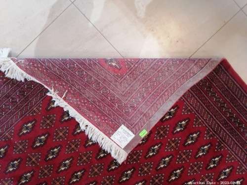 Beautiful large persian Bukhari carpet 281x213cm (Excellent condition)