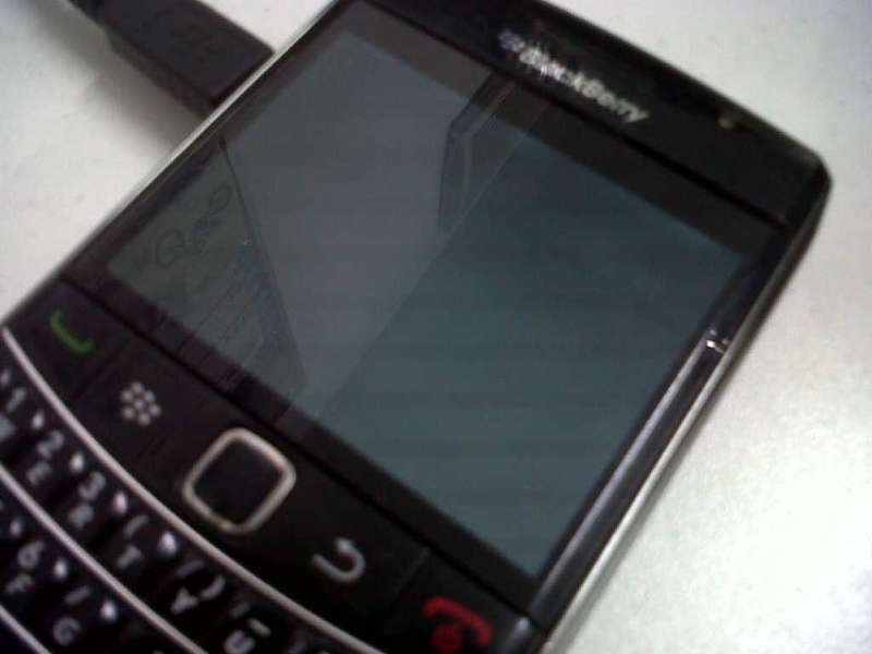 Blackberry Bold 9700 (Please Read)