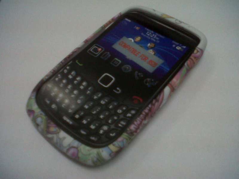 *** Reduced to clear *** Ed Hardy cover for Blackberry 8520/9300