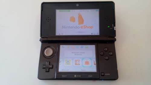 Nintendo 3DS + extras