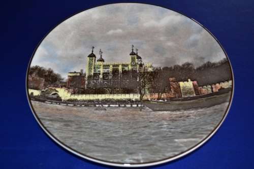 Royal Doulton Display Plate - The Tower of London