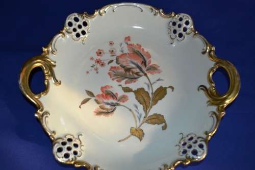 Carlsbad Gloria "Elite Ivory" Plate
