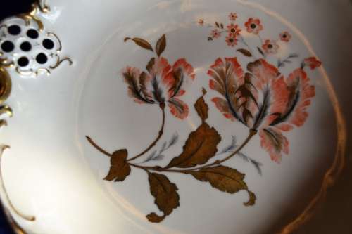 Carlsbad Gloria "Elite Ivory" Plate