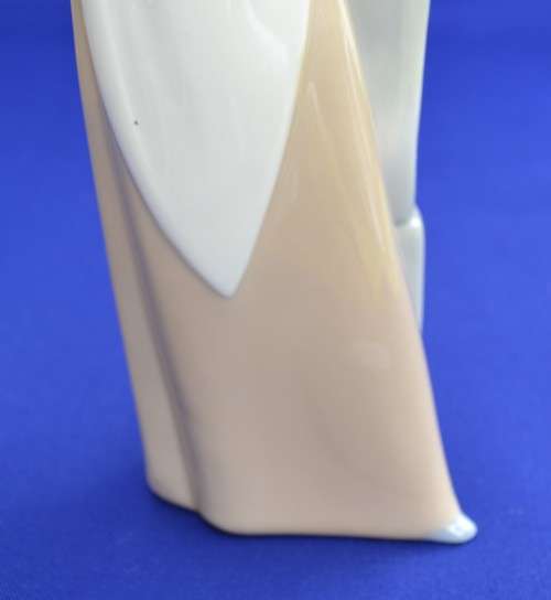Nao Figurine