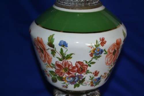 Victorian Style Banquet Lamp - Electric in Working order