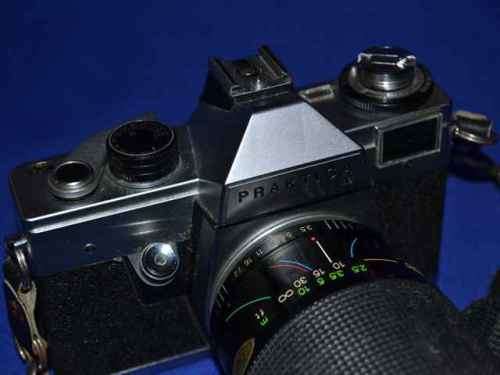 Praktica LB 35mm Camera with Zoom Lens