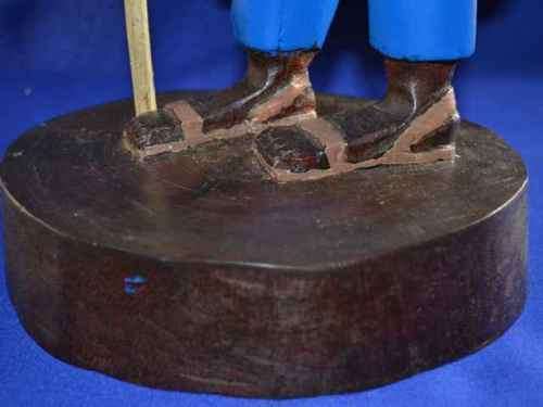 "Chapeau Man"-Vintage wood carved Man