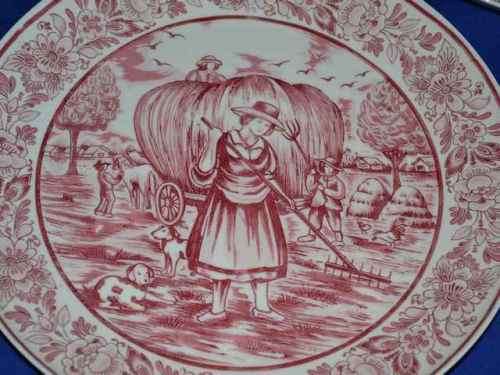 De Kruik Red Delftware Holland - Four Seasons Display Plates - Complete set