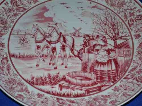De Kruik Red Delftware Holland - Four Seasons Display Plates - Complete set