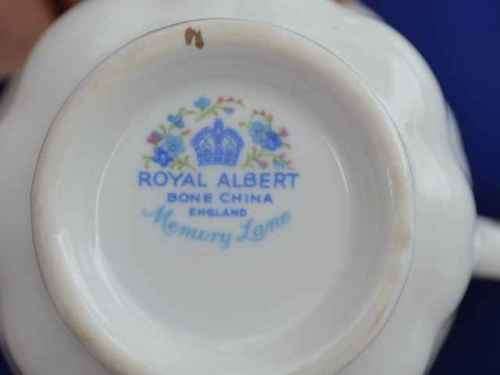 Royal Albert Trio "Memory Lane"