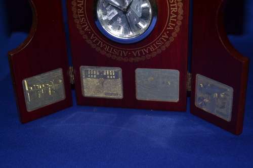 Australia Battery Operated  Clock - Untested