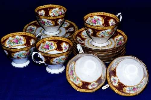 Royal Albert Lady Hamilton Set - 18 Pieces