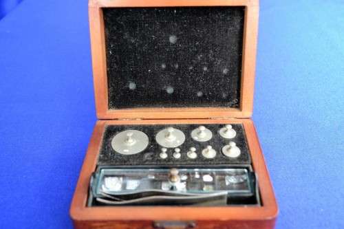 Vintage Boxed Chemical Balance Scale Weights