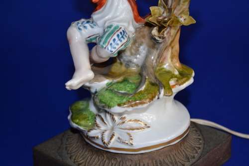 Vintage Figural Porcelain Lamp