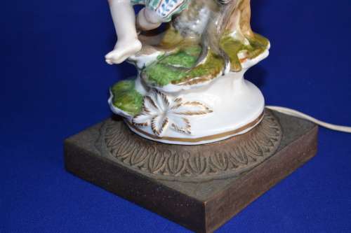 Vintage Figural Porcelain Lamp