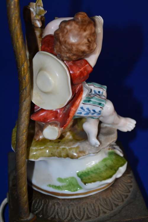 Vintage Figural Porcelain Lamp