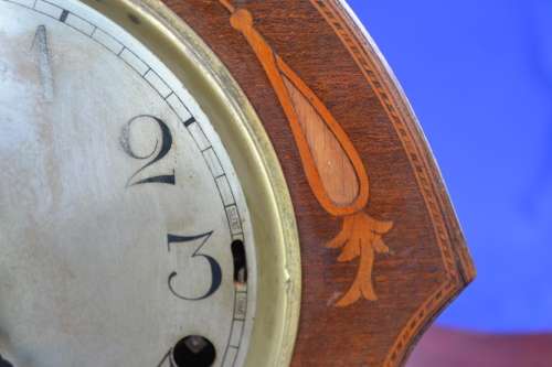 Wooden Inlay Vintage Mantle Clock