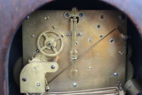 Wooden Inlay Vintage Mantle Clock
