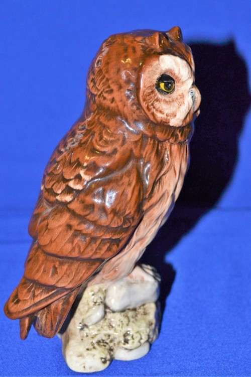 Royal Doulton  Whyte and Mackay Whisky Decanter Modelled as a  Short-Eared Owl ~ Full ~ Seal Intact