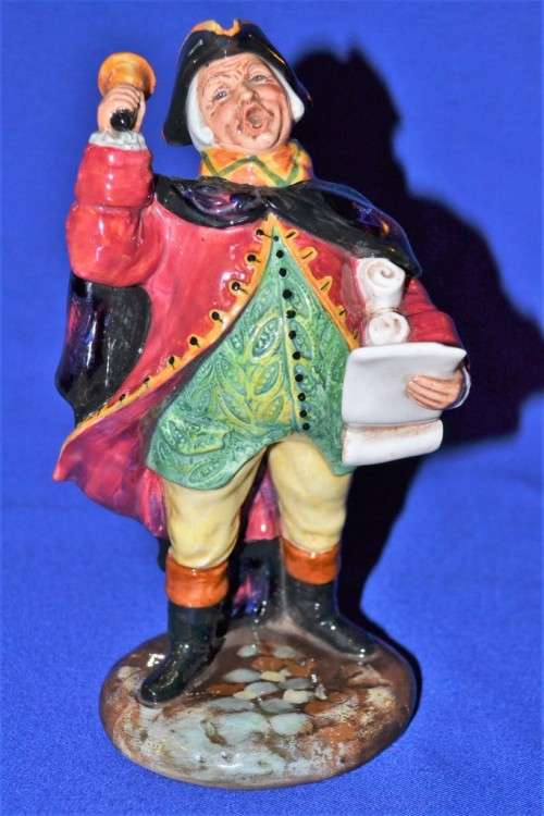 Royal Doulton Figure "Town Crier" HN2119
