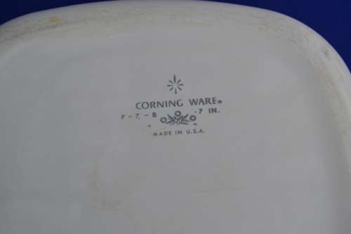 Corning Ware Oven Proof dish with lid