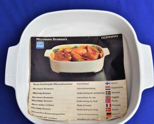 Corning Microwave Browner with Lid