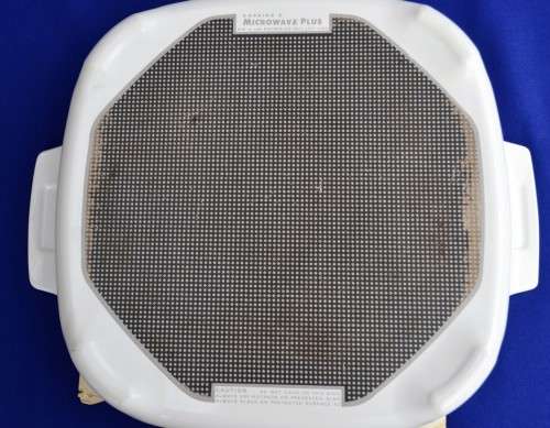 Corning Microwave Browner with Lid