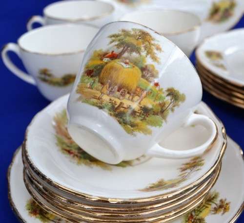 Vintage Alfred Meakin Part Tea Set "The Hayride"18 Pieces