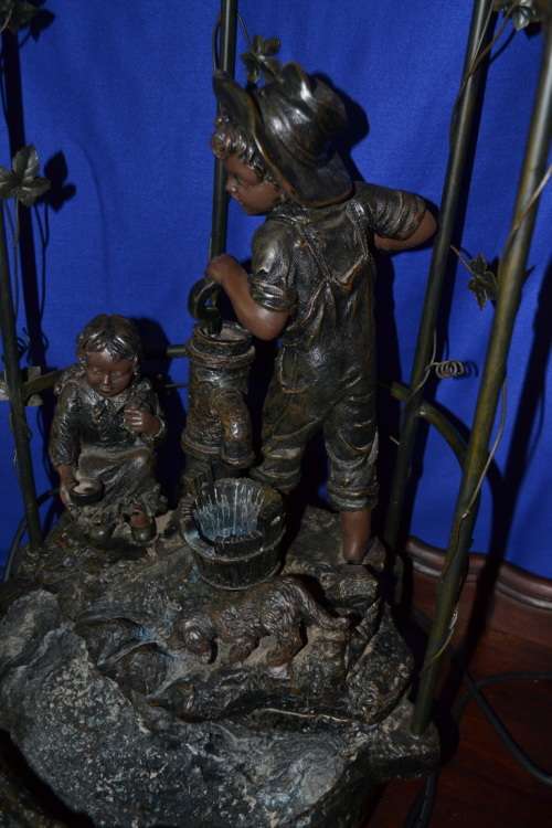 Vintage crosa Figural Water Feature Table Lamp