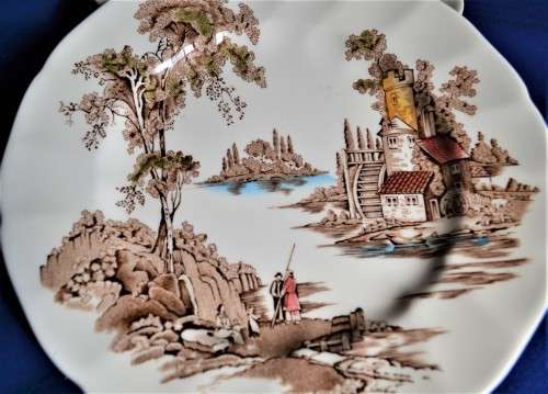 Johnson Brothers The Old Mill Luncheon Plates x 5