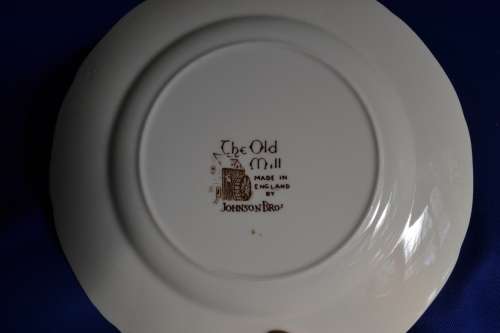 Johnson Brothers The Old Mill Luncheon Plates x 5