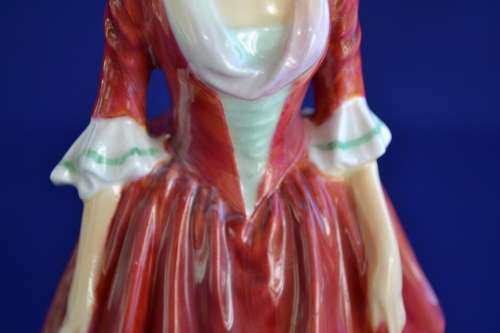 Royal Doulton Figurine "Gwynneth" HN1980