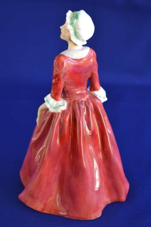 Royal Doulton Figurine "Gwynneth" HN1980