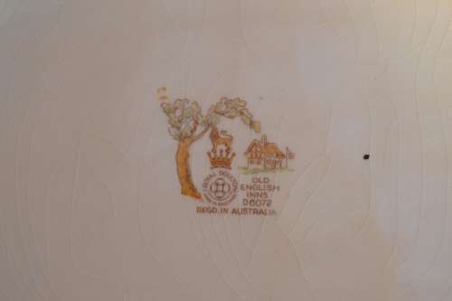 Royal Doulton Old English Inns ~  The Bears Head ~ Charger
