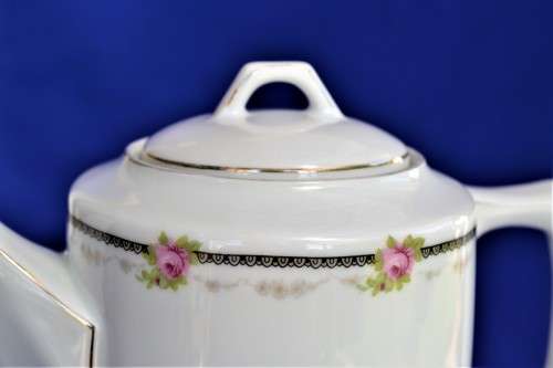 Sorau Chocolate Pot 1920-1950