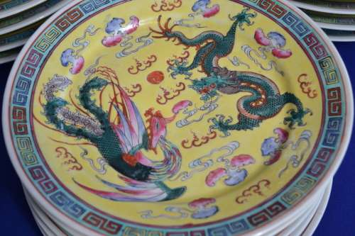 Famille Jaune Dinner Plates salad Plates Bread Plates -Vintage c1950's - 18 Pieces