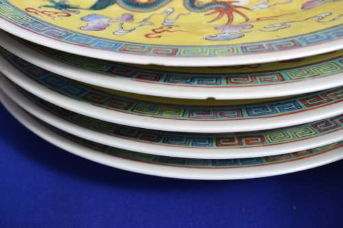 Famille Jaune Dinner Plates salad Plates Bread Plates -Vintage c1950's - 18 Pieces