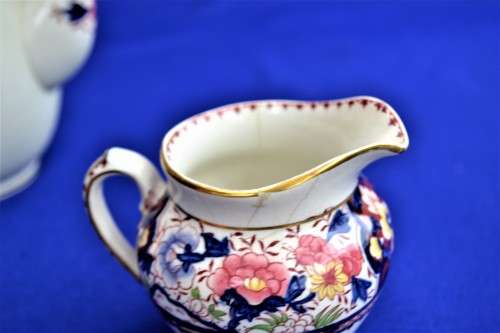 Booths Silicon China Antique Tea Pot