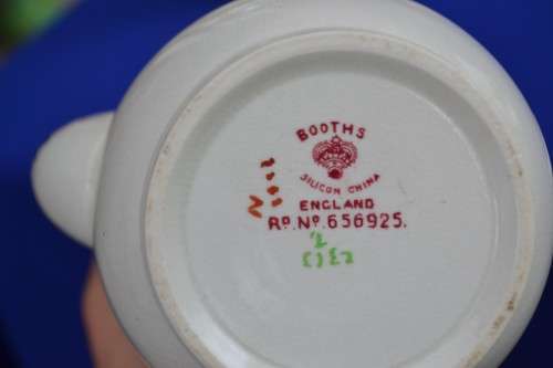 Booths Silicon China Antique Tea Pot