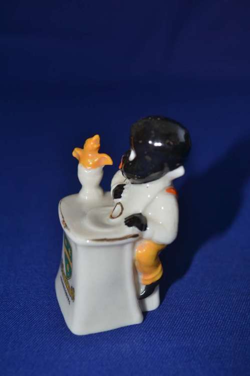 Arcadian Crested China Figurine- Rare