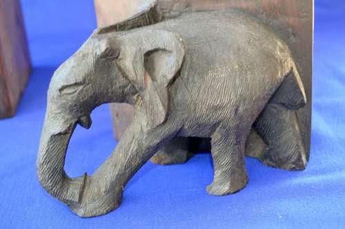 Bookend Hand Carved Eliphants