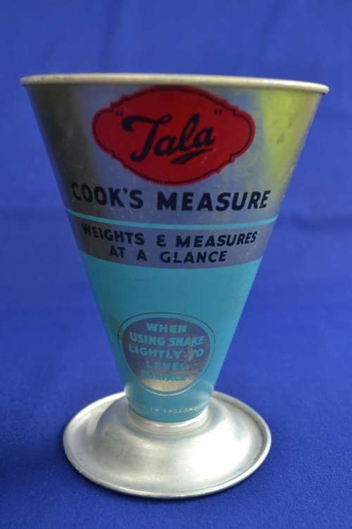 Vintage Bromwell`s Flour Sifter and Tala Aluminium Cooks Measure