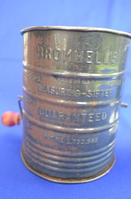 Vintage Bromwell`s Flour Sifter and Tala Aluminium Cooks Measure