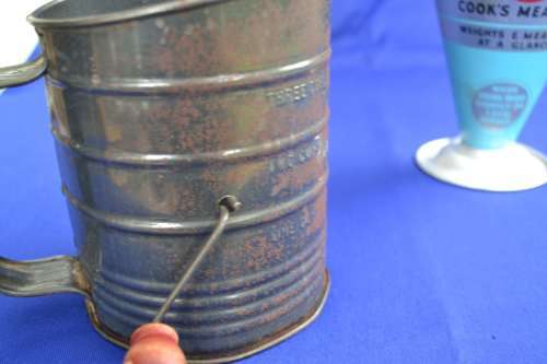 Vintage Bromwell`s Flour Sifter and Tala Aluminium Cooks Measure