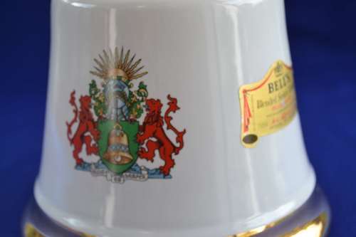 Bells / Wade  Ceramic Decanter Commemorating the Wedding of Prince Andrew and Sarah Ferguson