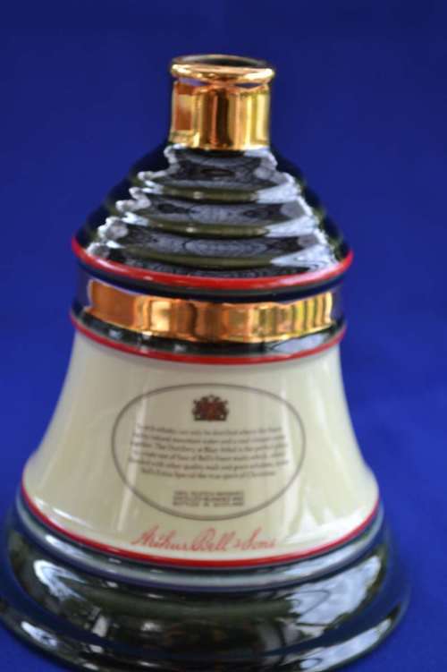 Bells / Wade Ceramic Christmas Decanter 1990