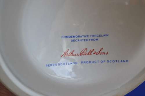 Bells Whisky Wade Ceramic Decanter Celebrating the Queen Mother`s 90th Birthday